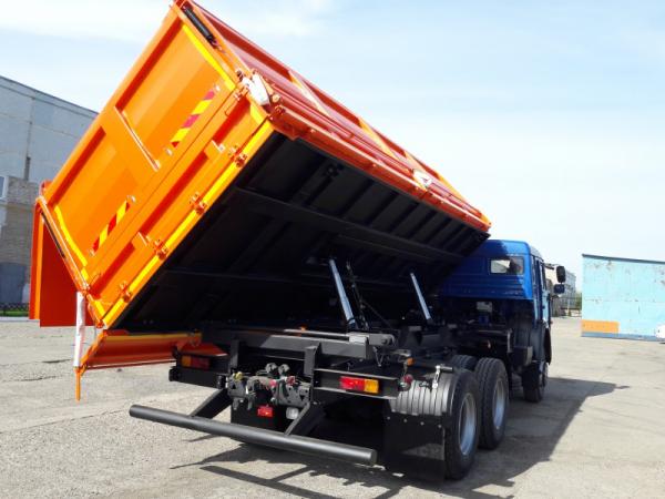 Самосвал зерновоз 6520